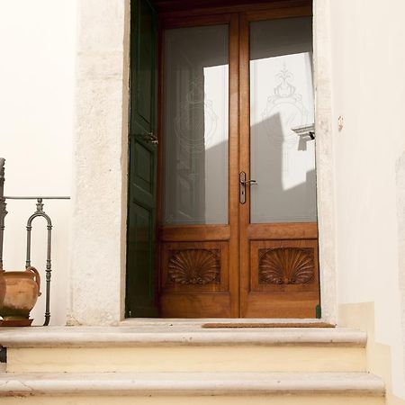 Bed And Breakfast Palazzo Santorelli Bitonto Buitenkant foto