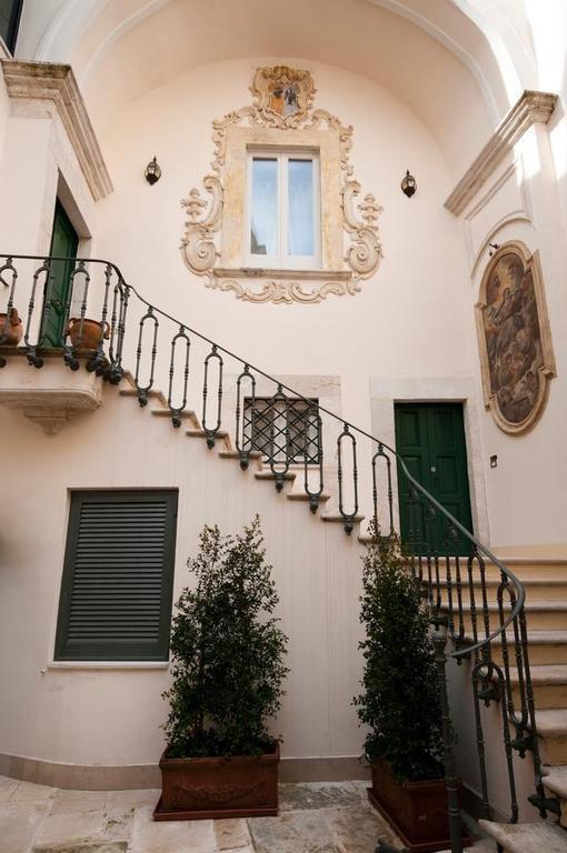 Bed And Breakfast Palazzo Santorelli Bitonto Buitenkant foto